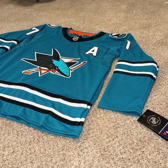 San Jose Sharks Macklin Celebrini #71 Teal Premium Stitched Jersey 46 Medium - Picture 8 of 9